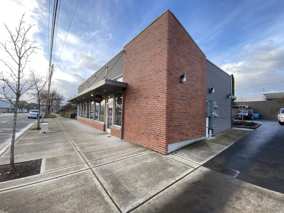 4th Ave Corner 2